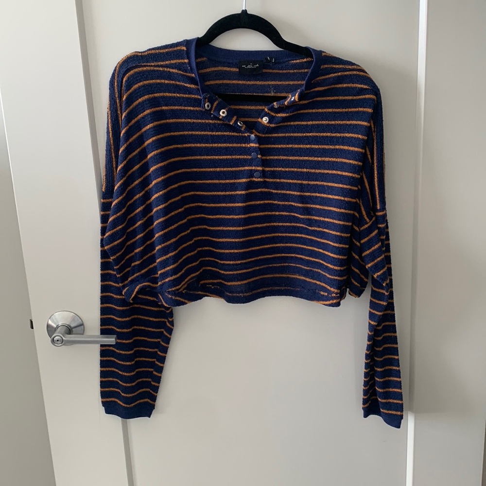 LS boxy crop top